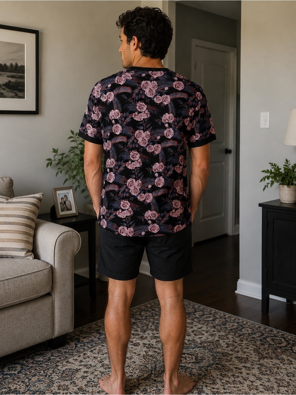 Men's Black Floral Pocket Tee Size Medium - Picture 2 of 8